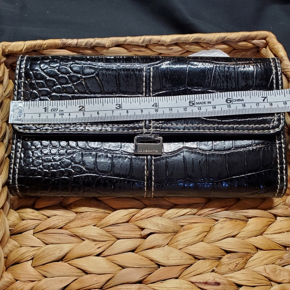 Black Leather Wallet - Picture 4 of 7